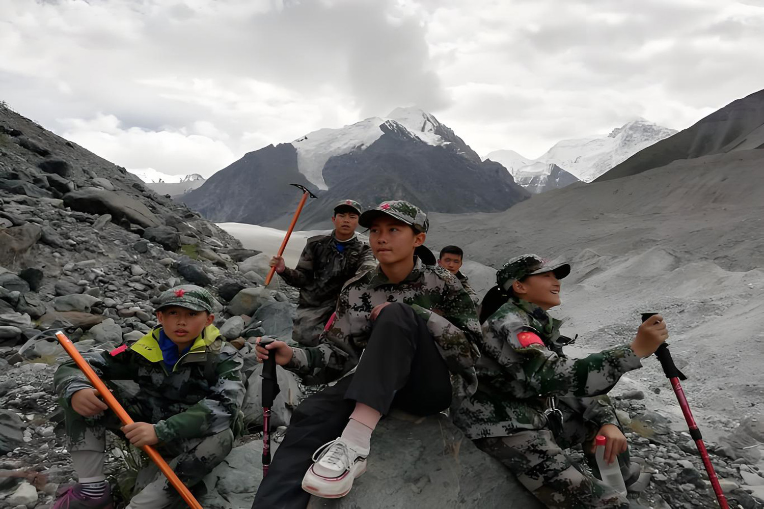 深圳铁军少年活动营