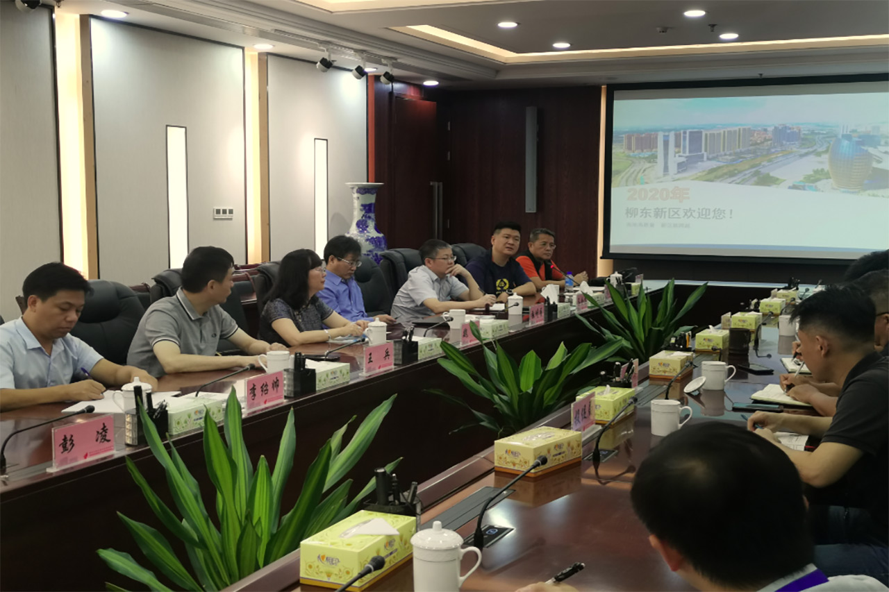 青岛部分海域遭受油污污染&nbsp;污染源正在查找